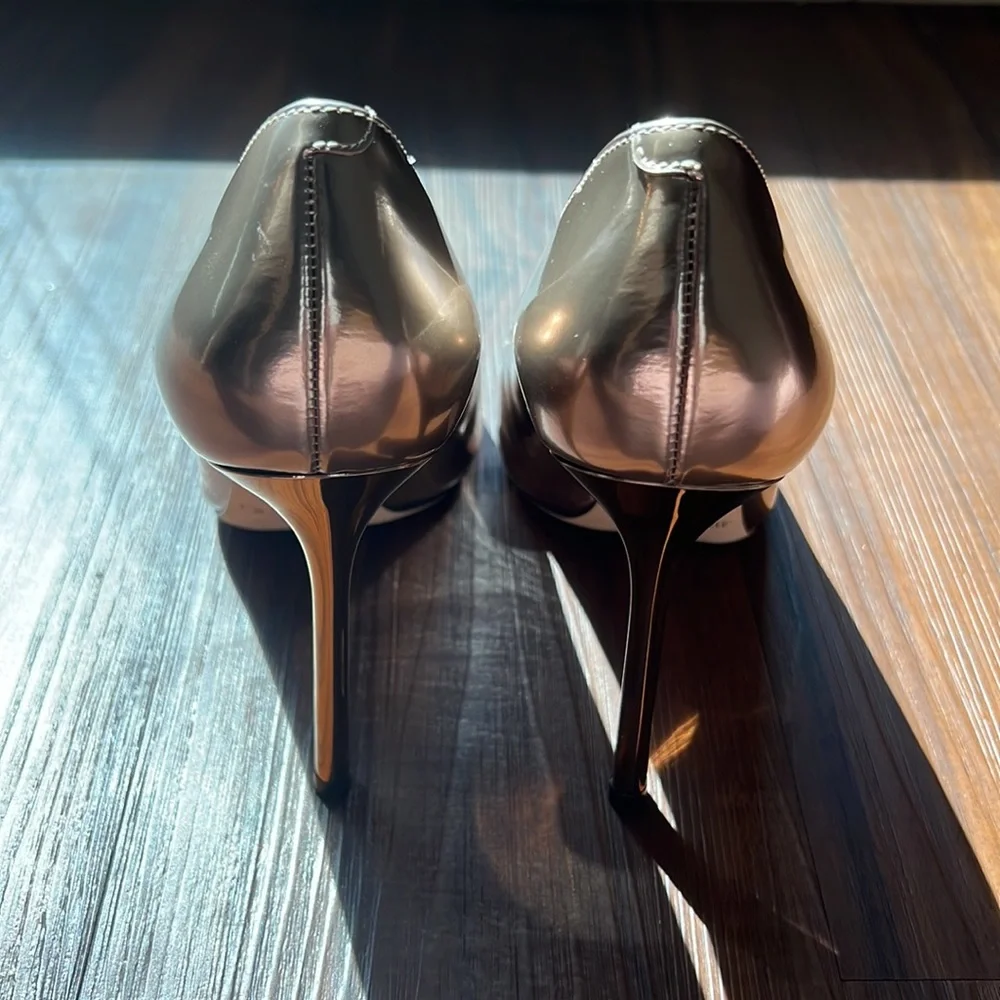 Jimmy Choo Romy Rose Gold Pumps NWOT - Picture 8 of 10
